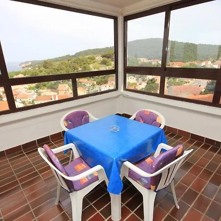 Apartments With A Parking Space Mali Losinj Daire Mali Lošinj