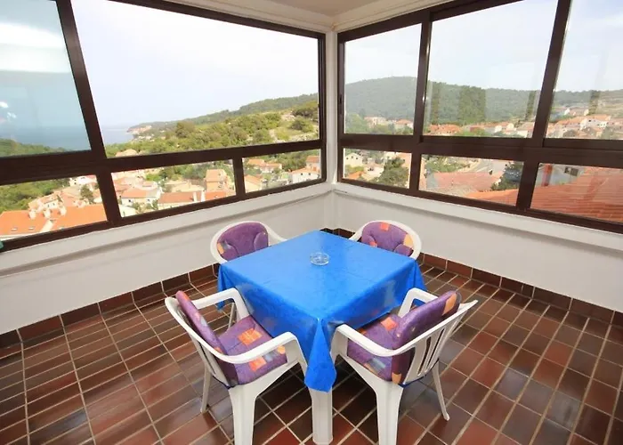 With A Parking Space Apartament Mali Lošinj